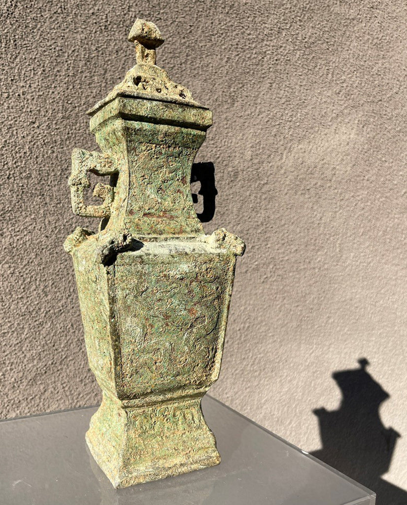 CHINESE ARCHAISTIC HU CHINESE ARCHAISTIC HU