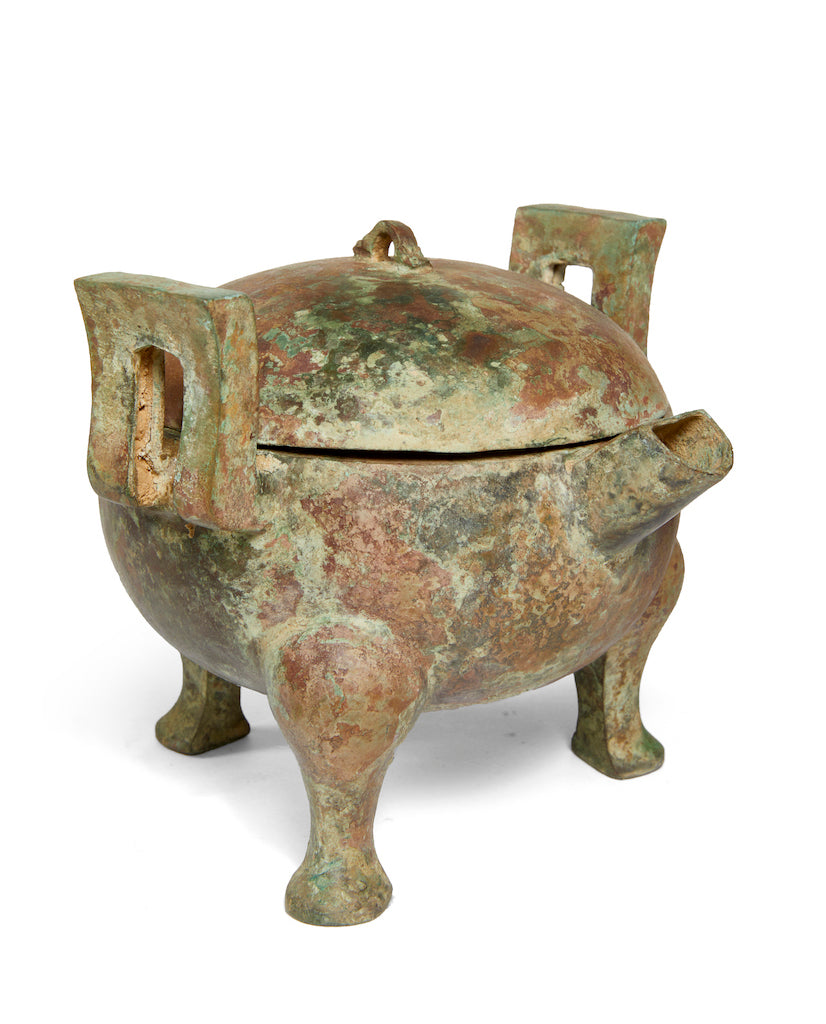 CHINESE ARCHAISTIC BRONZE JIAODOU CHINESE ARCHAISTIC BRONZE JIAODOU