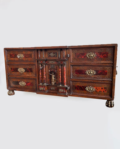 FLEMISH BAROQUE WALNUT, SATINWOOD, TORTOISE SHELL AND BRASS INLAID COFFRE