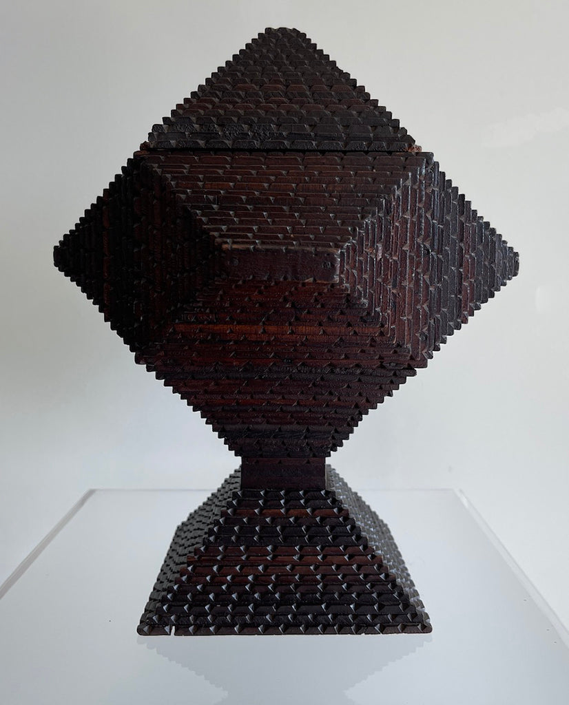 TRAMP ART LIDDED BOX TRAMP ART LIDDED BOX