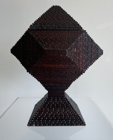 TRAMP ART LIDDED BOX