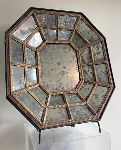 GENOVESE LATE BAROQUE  GILTWOOD MIRROR