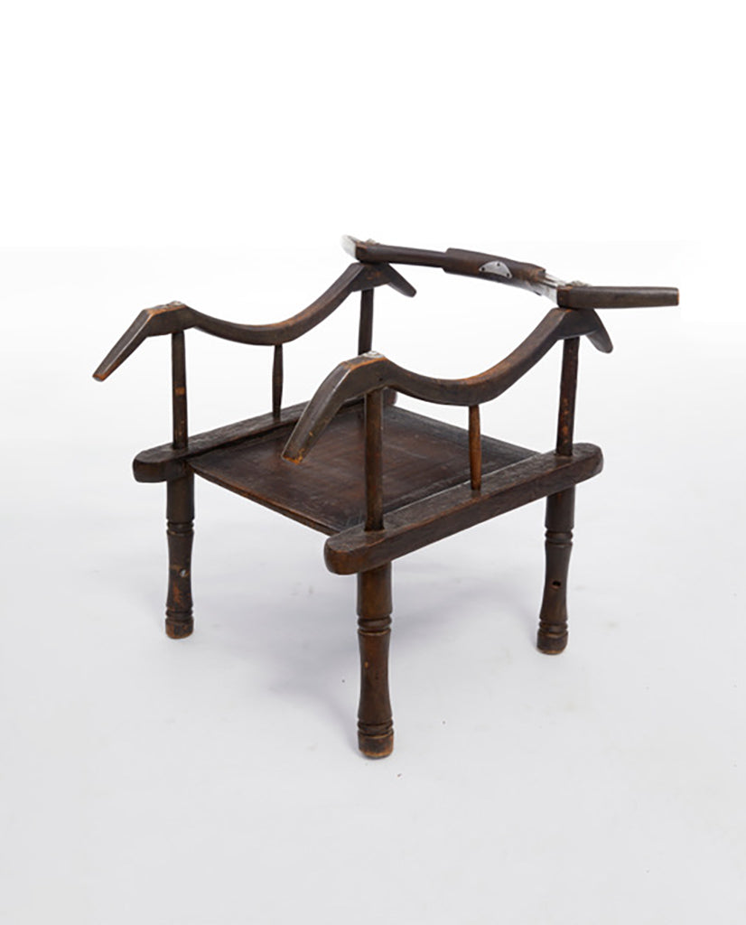 AFRICAN JACARANDA CHIEFTAIN’S CHAIR AFRICAN JACARANDA CHIEFTAIN’S CHAIR