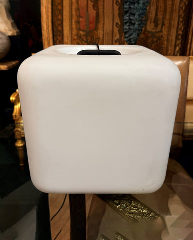 GIORGIO DE FERRARI OPALINE GLASS LAMP