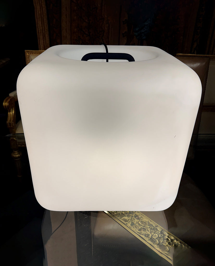 GIORGIO DE FERRARI OPALINE GLASS LAMP