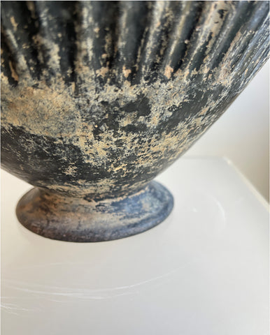 ETRUSCAN EARTHENWARE OLLA