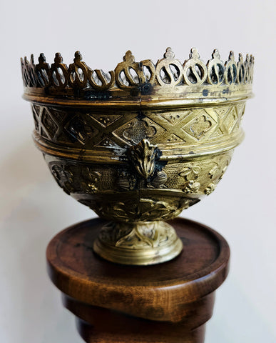 FRENCH ANCIEN RÉGIME D’ORE BRONZE BASIN