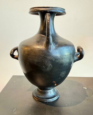 APULIAN STYLE  RED-FIGURE HYDRIA