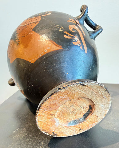 APULIAN STYLE  RED-FIGURE HYDRIA