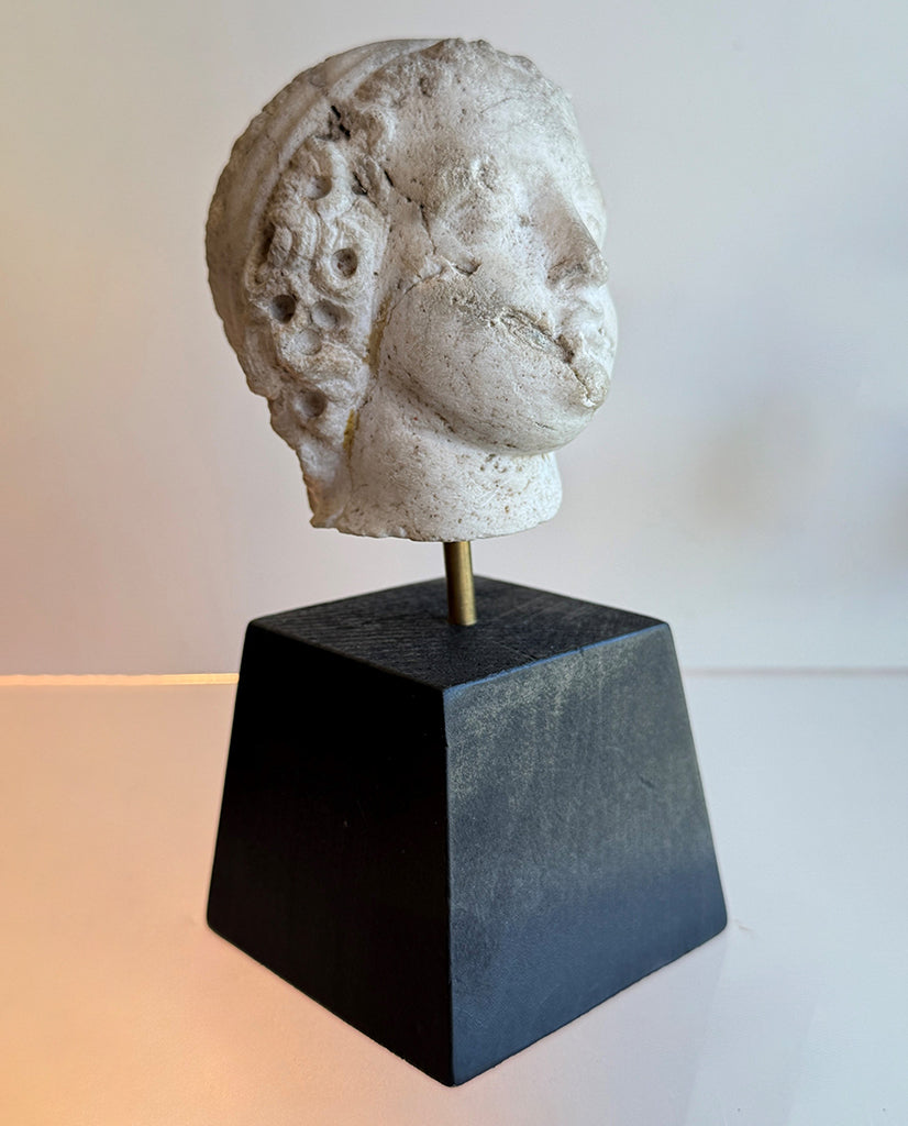 ROMAN MARBLE FRAGMENT