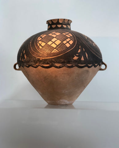 CHINESE NEOLITHIC PAINTED EARTHENWARE URN