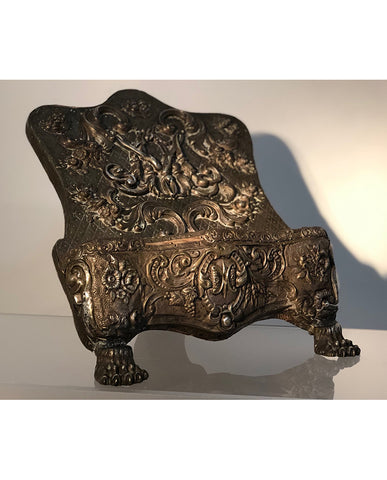 LOUIS XV HAMMERED BRASS  AND HARDWOOD LECTURN