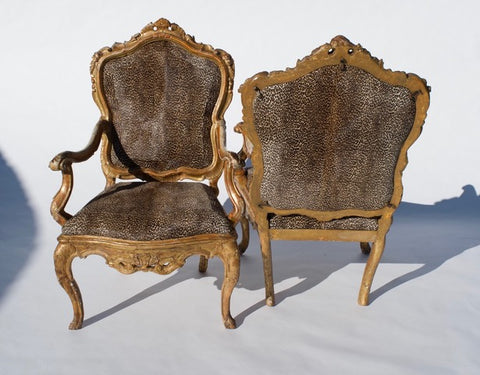 PAIR VENETIAN BAROQUE GILTWOOD ARMCHAIRS